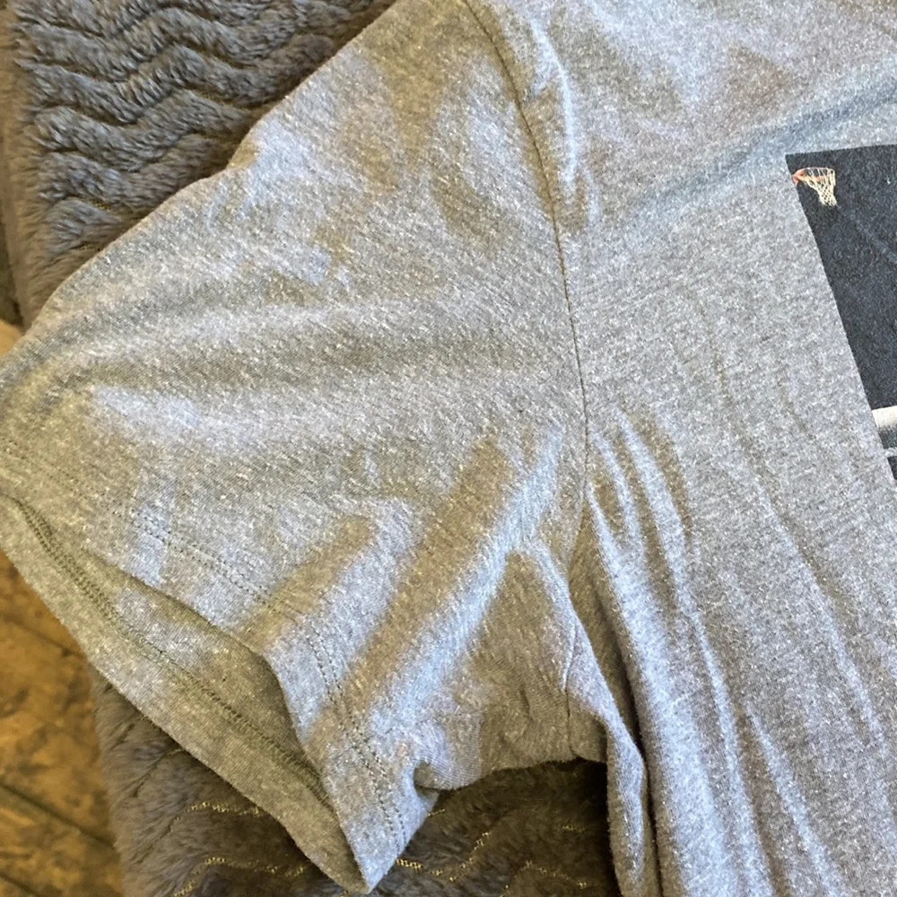 Jordan graphic logo T-shirt that out of the point size large past shipping_11